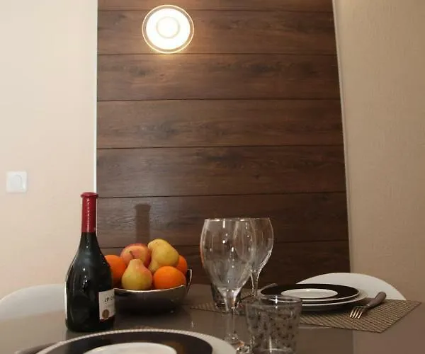 Апартаменты Stylish 2 Flat 60 Meters To The Ницца
