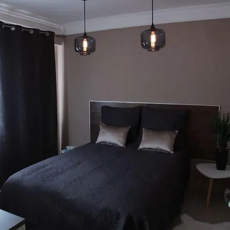 Stylish 2 Flat 60 Meters To The * Nice
