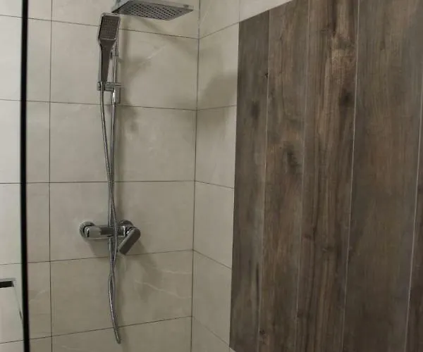شقة Stylish 2 Flat 60 Meters To The