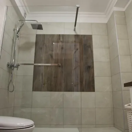 Stylish 2 Flat 60 Meters To The *